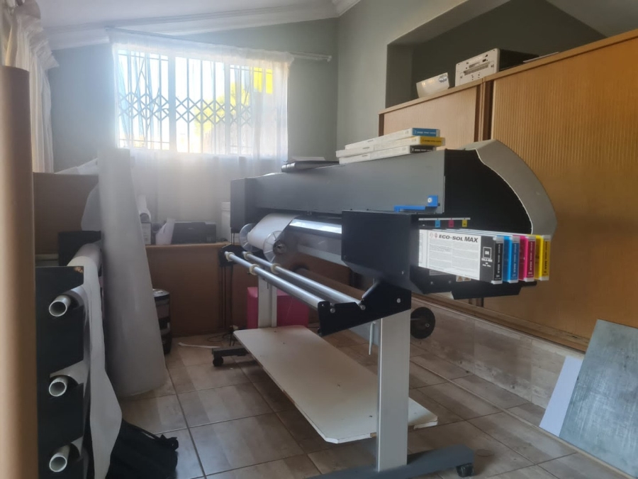 3 Bedroom Property for Sale in Adamayview North West